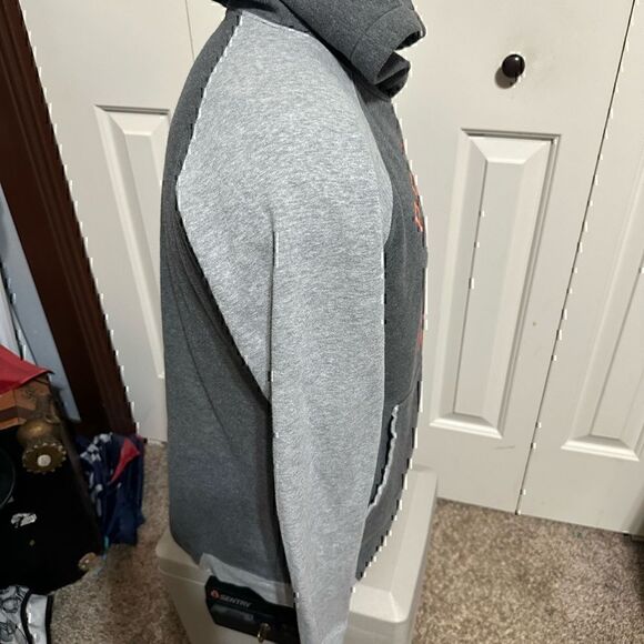 Under Armour Mens Medium Gray Hoodie - Picture 2 of 5